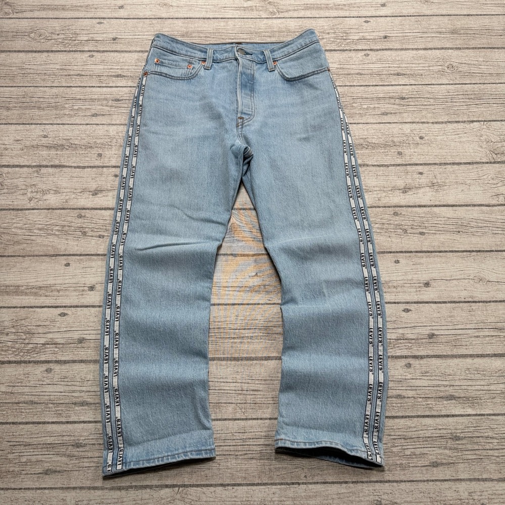 Levi's 501 Jeans Men's 29x26 Blue Light Wash Logo Tape Original Fit Button Fly